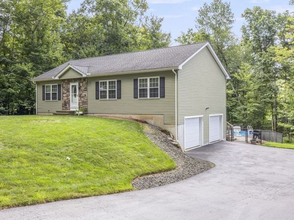 131 Adams Rd, East Brookfield, MA 01515