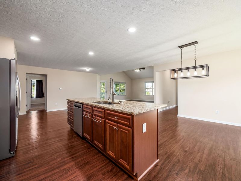 792 Francis Drive, Heath, OH 43056 Photo 10