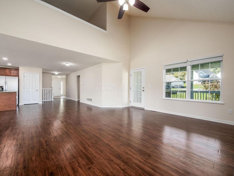 792 Francis Drive, Heath, OH 43056 Photo 6