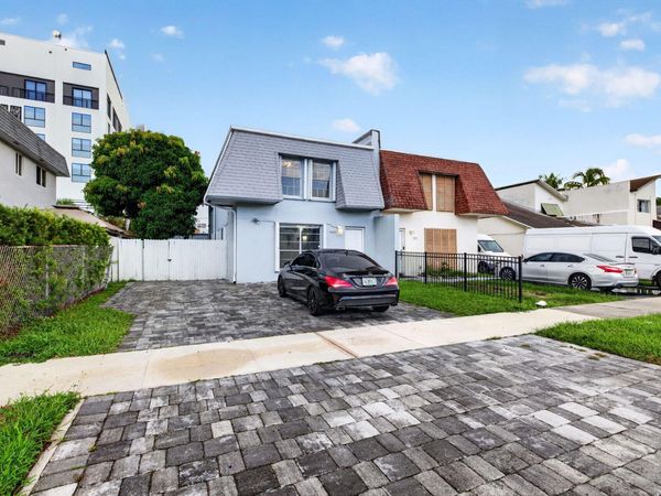 5435 SW 44TH Terrace, Dania Beach, FL 33314