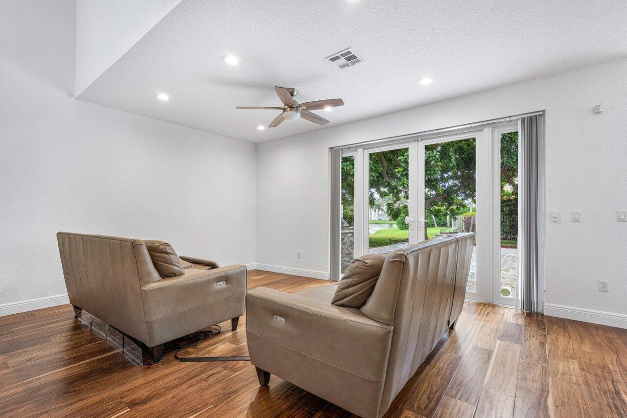 6328 Stonehurst Circle, Lake Worth, FL 33467 Photo
