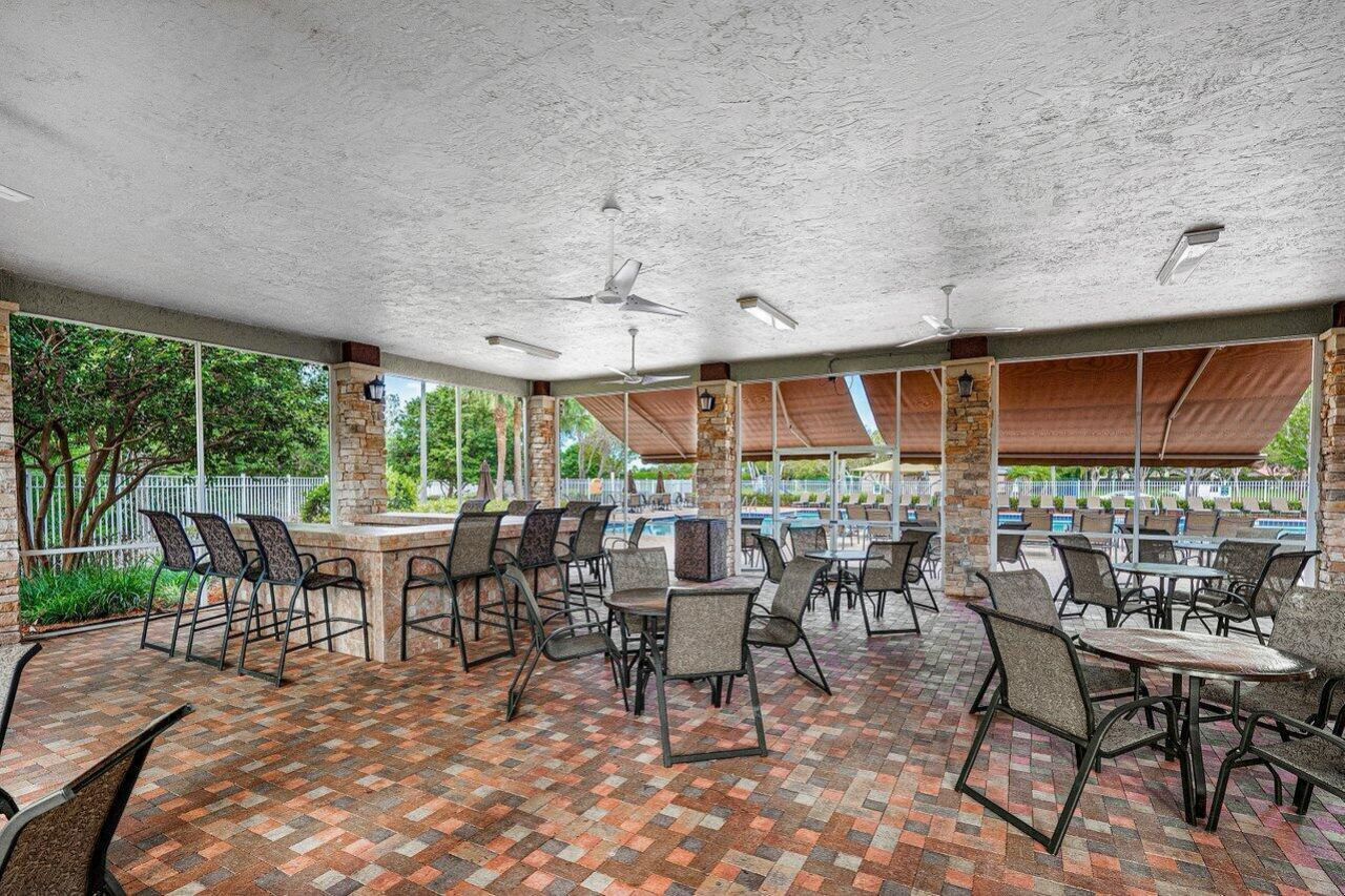 6328 Stonehurst Circle, Lake Worth, FL 33467 Photo