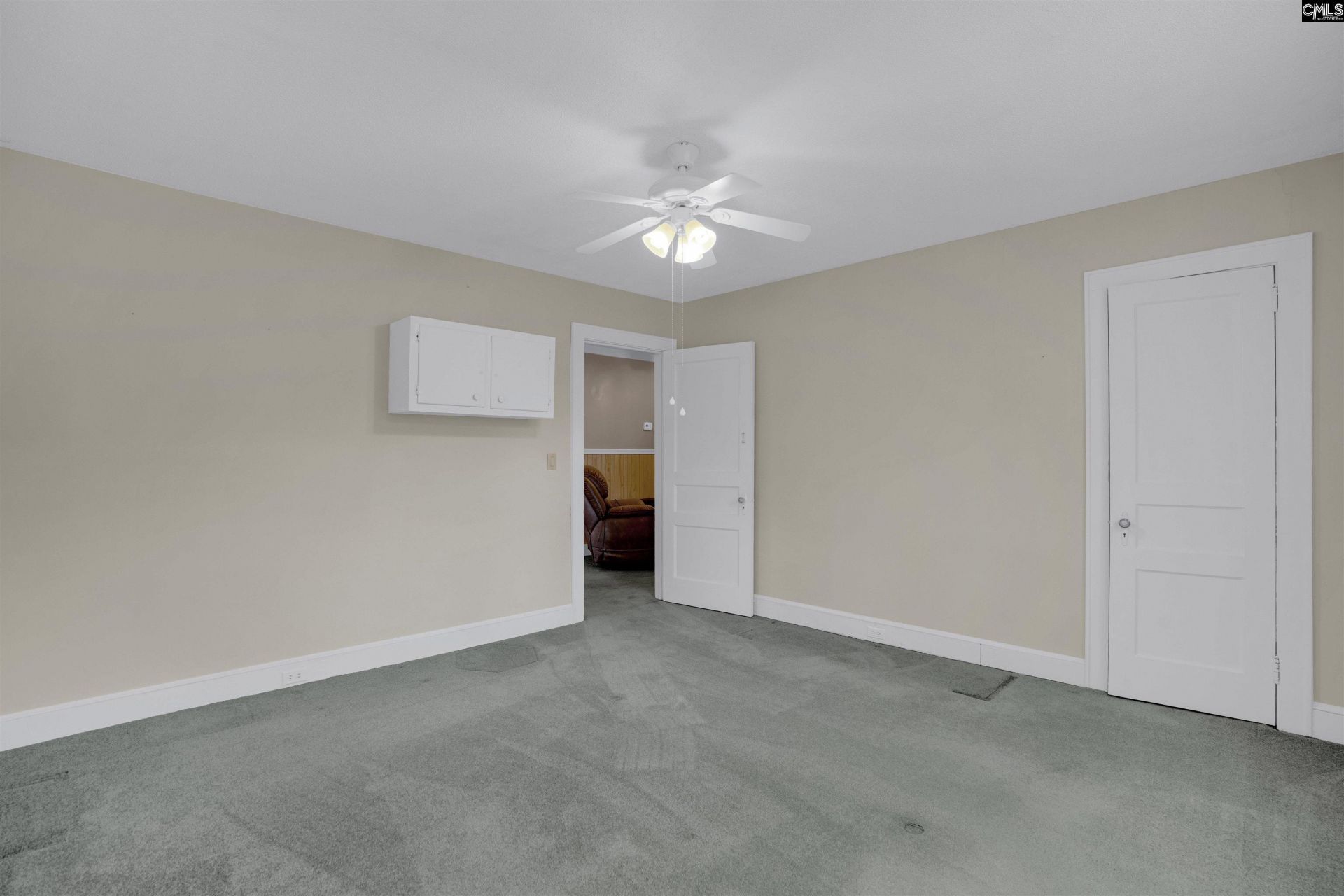 120 W 7th Street Photo 18