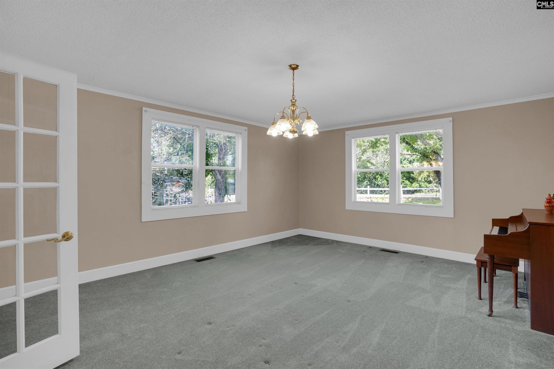 120 W 7th Street Photo 9
