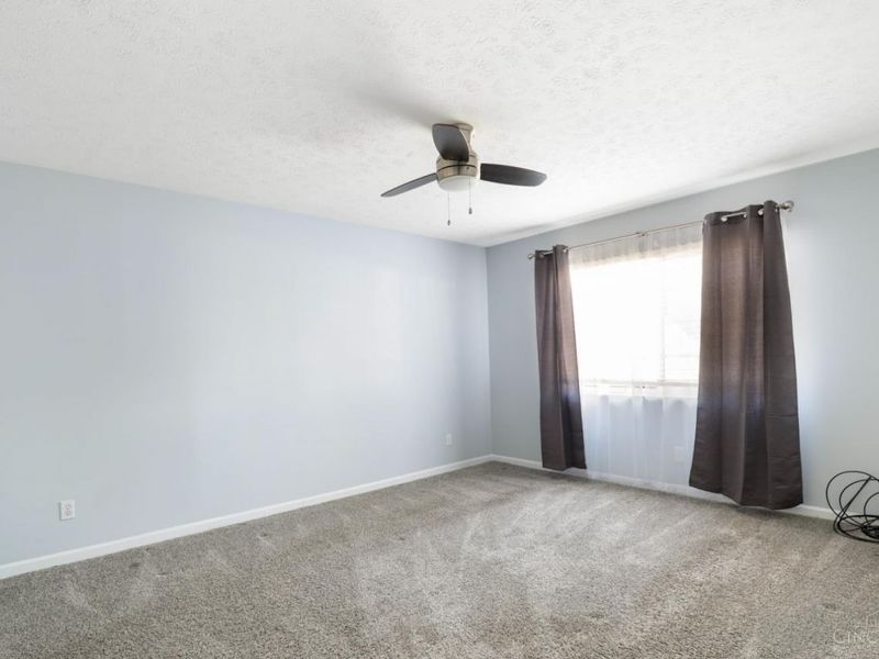 3216 Heritage Square Drive, Unit 16, Colerain Township, OH 45251 Photo 14