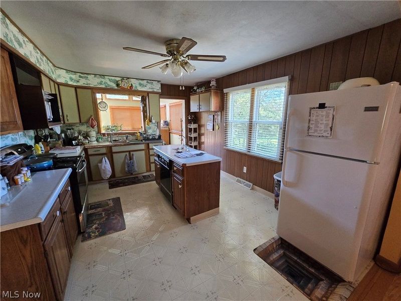 161 Benson Lane, Steubenville, OH 43952 Photo 8