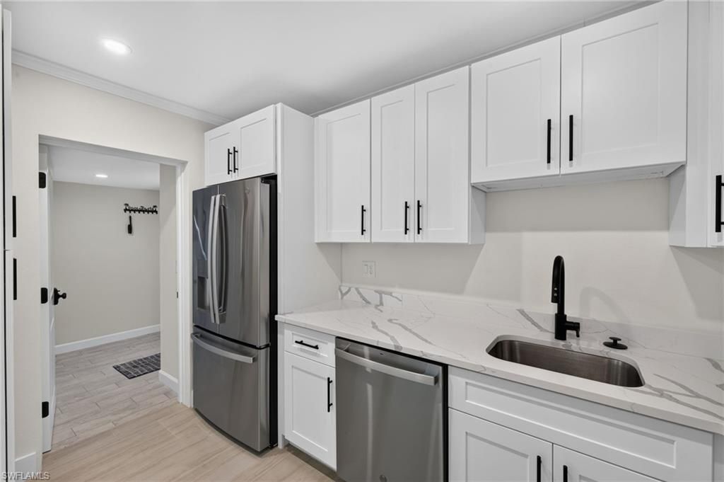 2840 W Gulf Dr, Unit 4, Sanibel, FL 33957 Photo