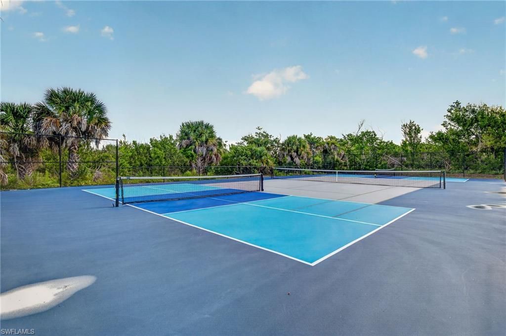 2840 W Gulf Dr, Unit 4, Sanibel, FL 33957 Photo