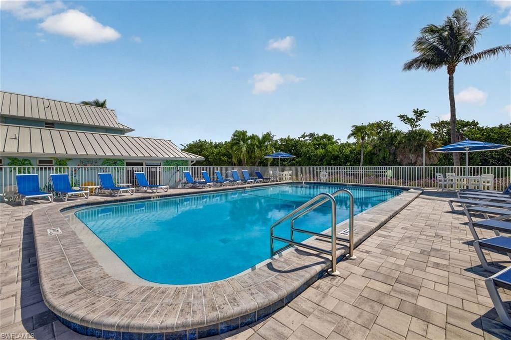 2840 W Gulf Dr, Unit 4, Sanibel, FL 33957 Photo