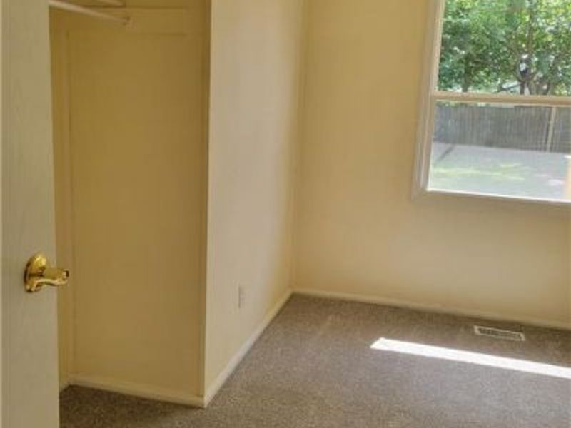 518 N Scott Street, New Carlisle, OH 45344 Photo 5