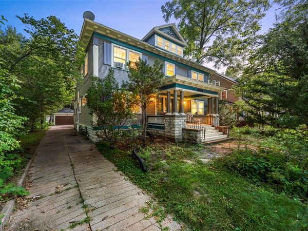 1809 2nd Avenue SE, Cedar Rapids, IA 52403