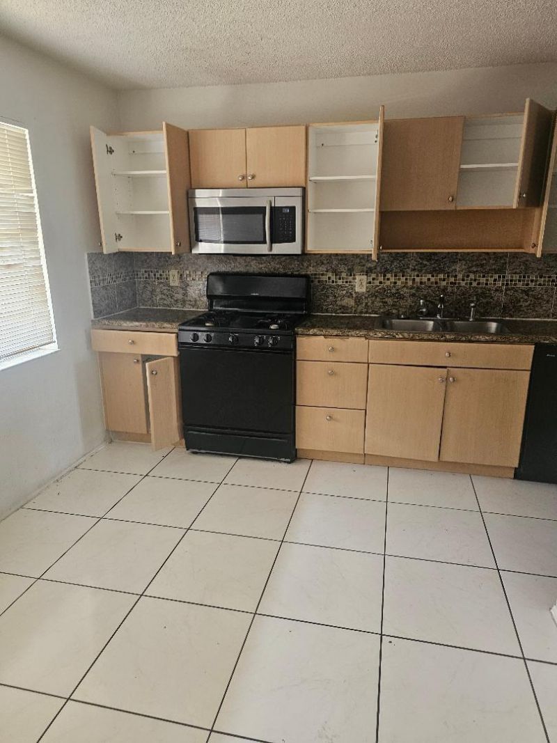 4770 NW 113th Terrace Nw, Sunrise, FL 33323 Photo