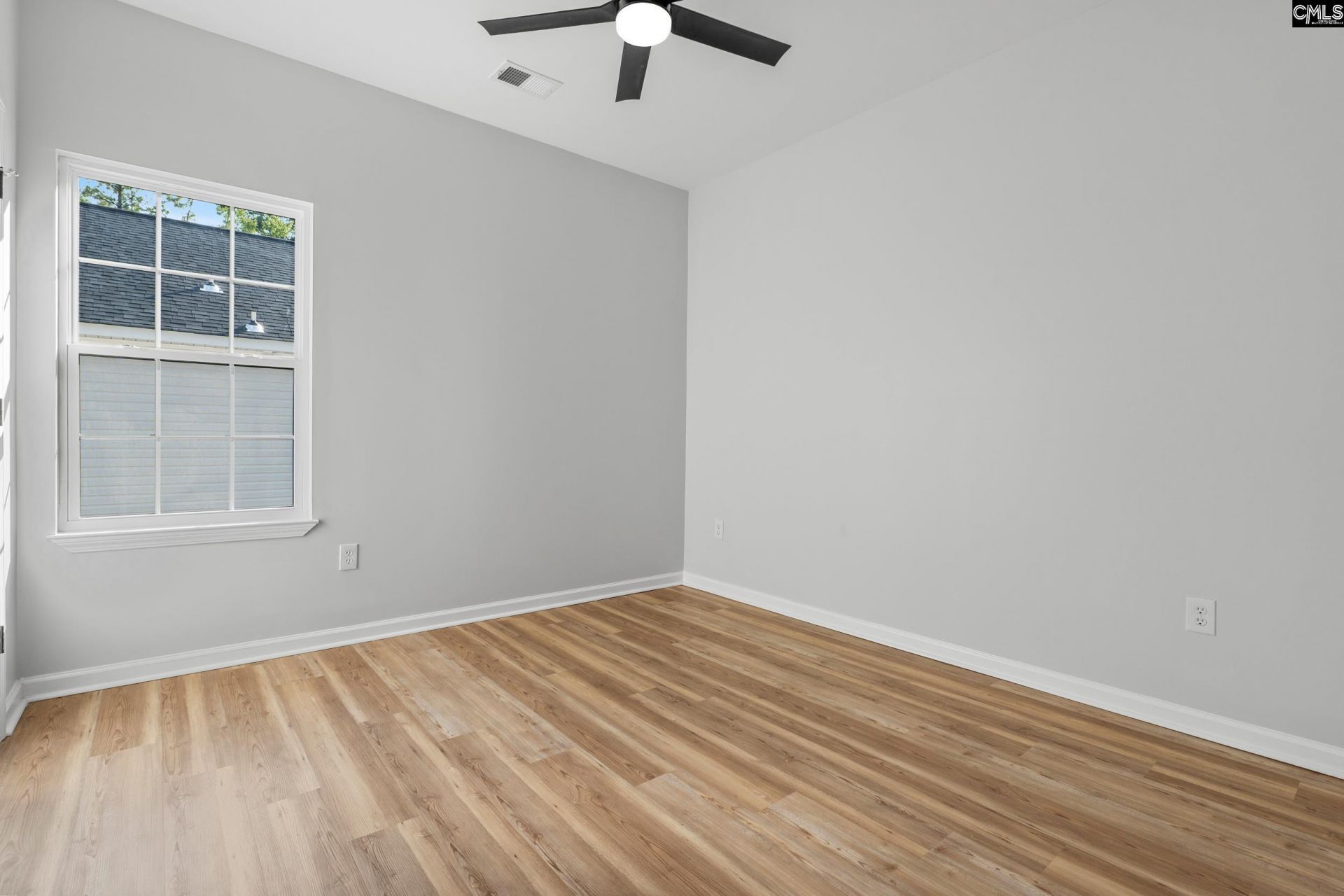 414 Lincolnshire Boulevard Photo 21