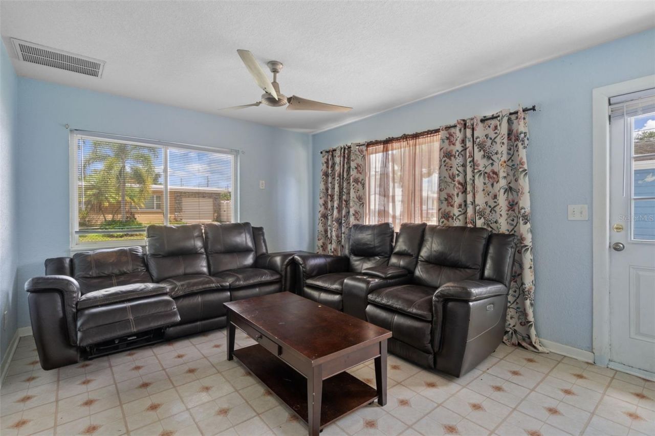 5300 39 Avenue N, Saint Petersburg, FL 33709 Photo