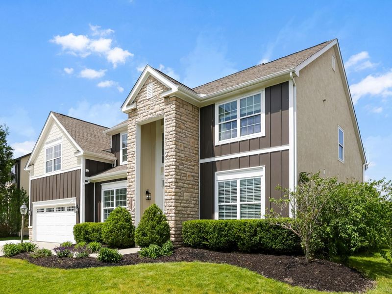 3930 Hickory Rock Drive, Powell, OH 43065 Photo 3