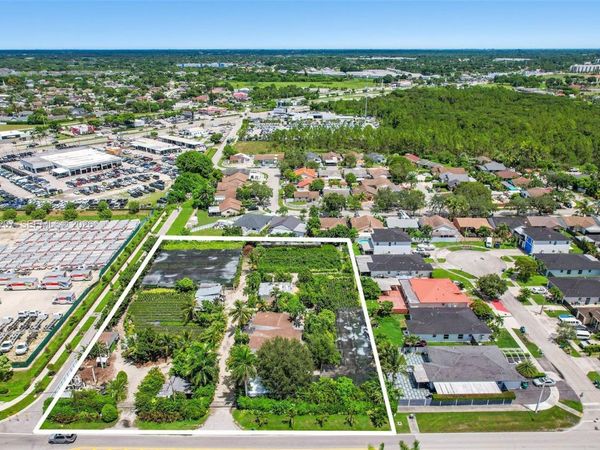16375 SW 304th St , Homestead, FL 33033