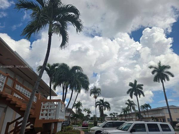 900 SW 11th Ave , Unit 7C, Hallandale Beach, FL 33009