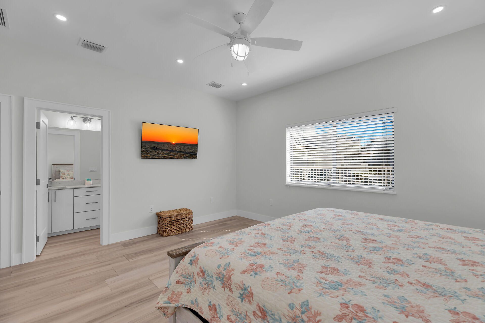 230 Sadowski Causeway, Key Colony, FL 33051 Photo