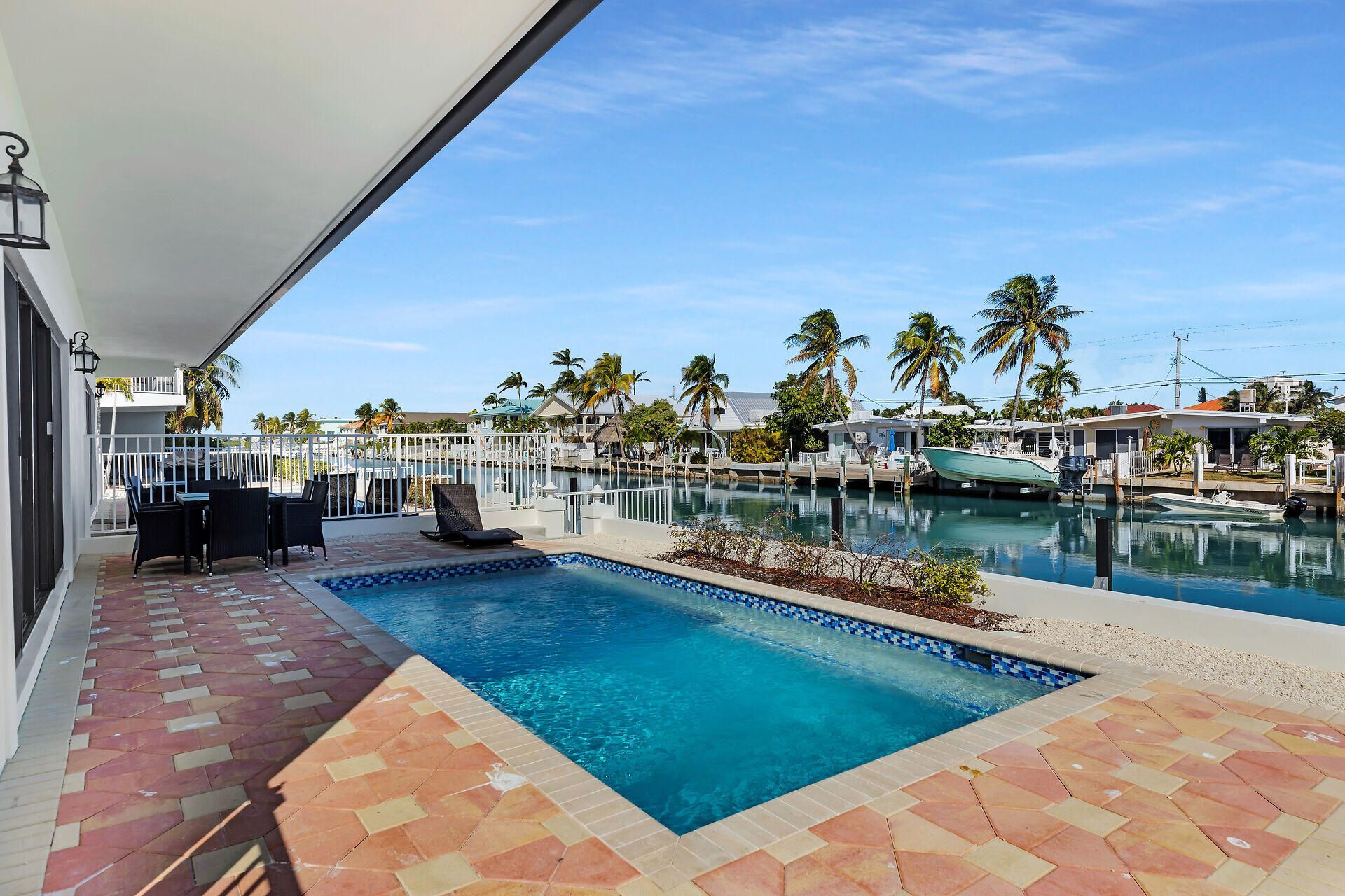 230 Sadowski Causeway, Key Colony, FL 33051 Photo