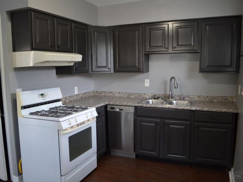 3935 Carrie Avenue, Cheviot, OH 45211 Photo 11