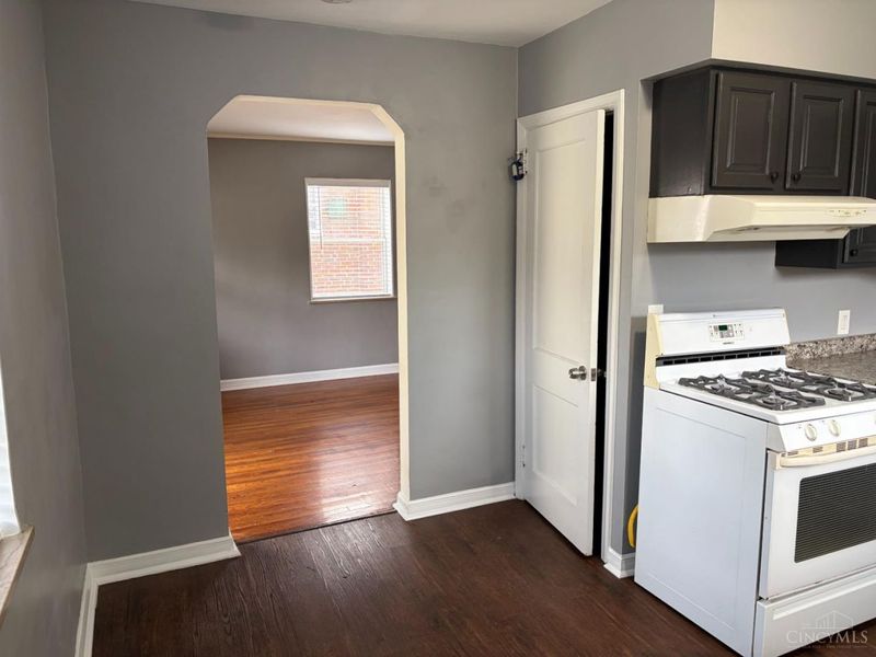 3935 Carrie Avenue, Cheviot, OH 45211 Photo 14