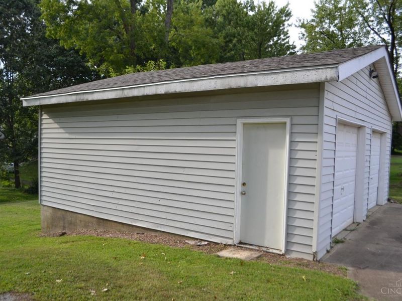 3935 Carrie Avenue, Cheviot, OH 45211 Photo 5
