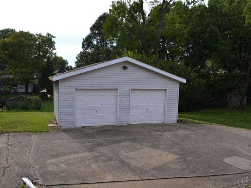 3935 Carrie Avenue, Cheviot, OH 45211 Photo 6