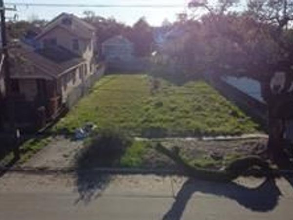 3212 TOLEDANO Street, New Orleans, LA 70125