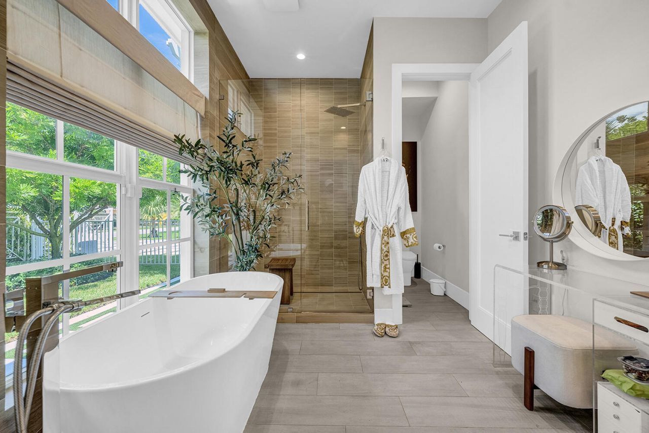 216 NW 11th Street, Boca Raton, FL 33432 Photo