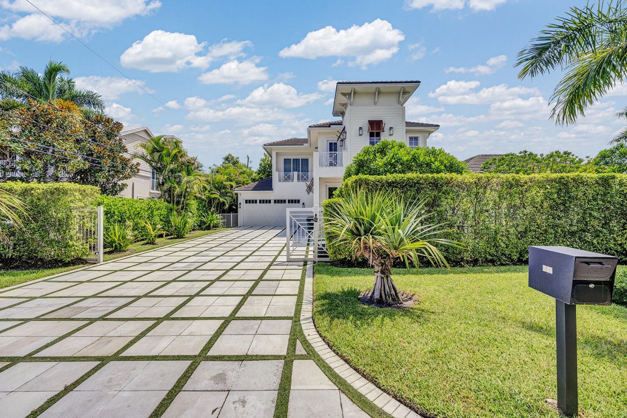 216 NW 11th Street, Boca Raton, FL 33432 Photo