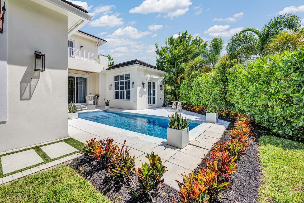 216 NW 11th Street, Boca Raton, FL 33432 Photo