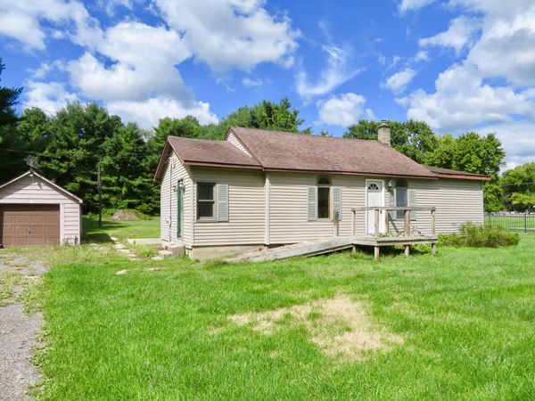 10286 Whittaker Road, Milan, MI 48160