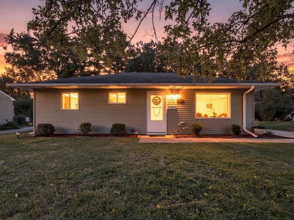 643 Madison AVENUE, West Bend, WI 53095