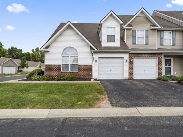 8386 Diversey Loop , Unit 701, Blacklick, OH 43004