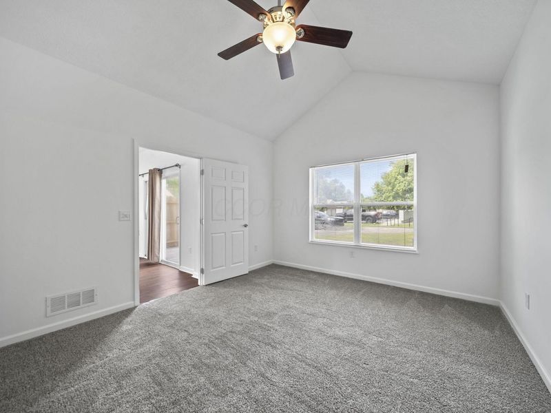 8386 Diversey Loop, Unit 701, Blacklick, OH 43004 Photo 19