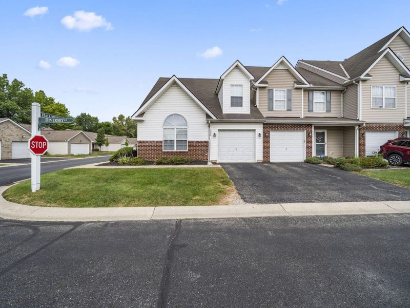 8386 Diversey Loop, Unit 701, Blacklick, OH 43004 Photo 3