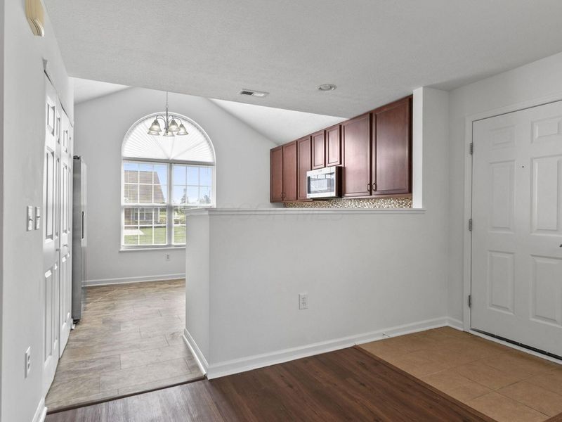 8386 Diversey Loop, Unit 701, Blacklick, OH 43004 Photo 7