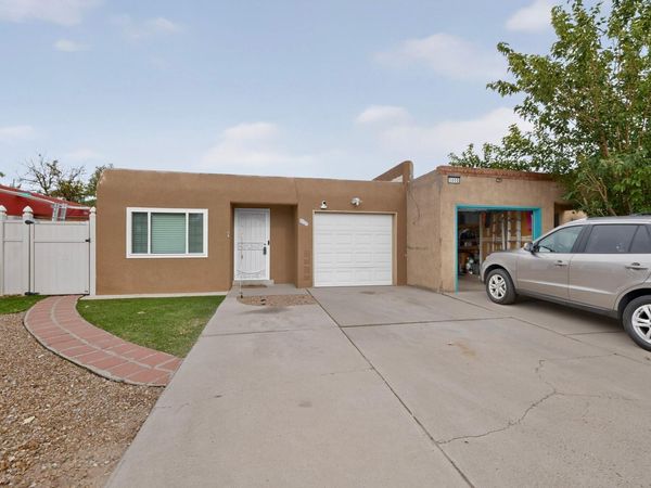 3412 Abbey Court NW, Albuquerque, NM 87120