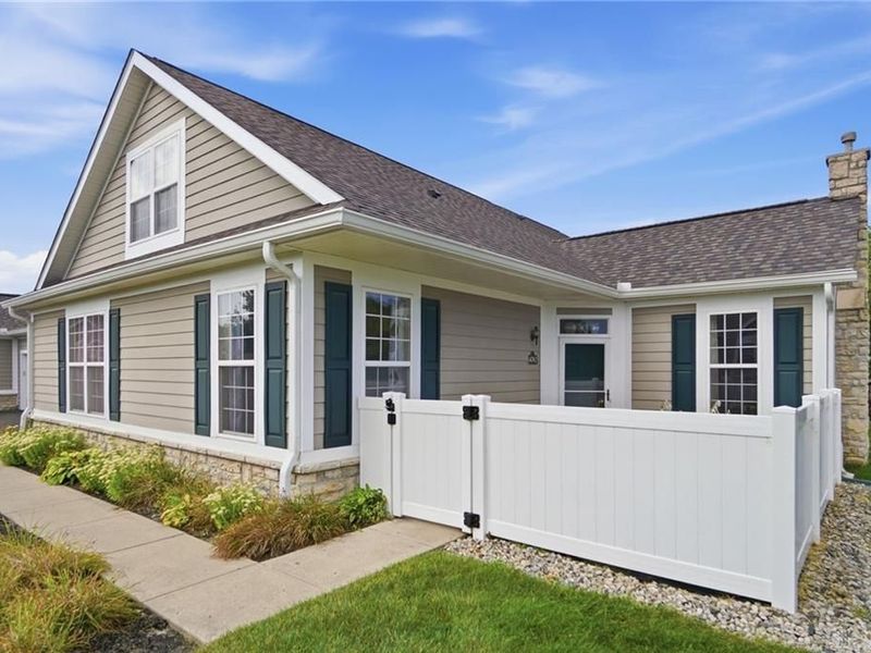 4782 Cobblestone Drive, Tipp City, OH 45371 Photo 4