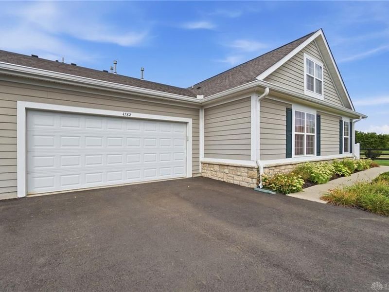 4782 Cobblestone Drive, Tipp City, OH 45371 Photo 46