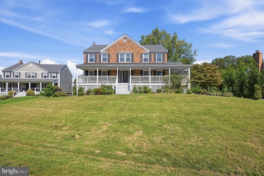 2819 Rifle Ridge Road, Oakton, VA 22124 Main Photo
