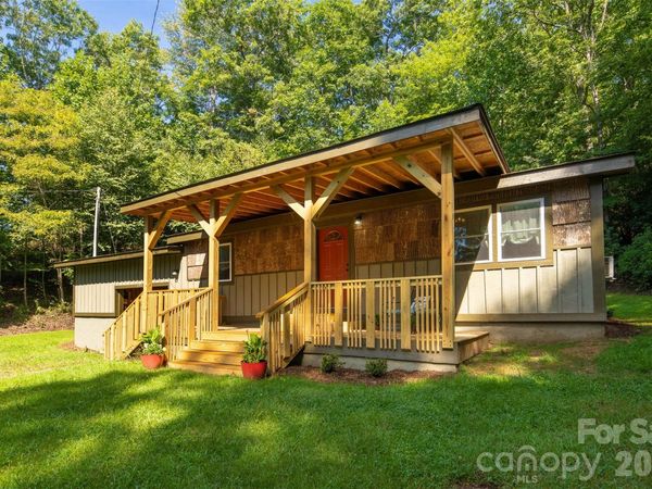 190 Hummingbird Lane , Fleetwood, NC 28626