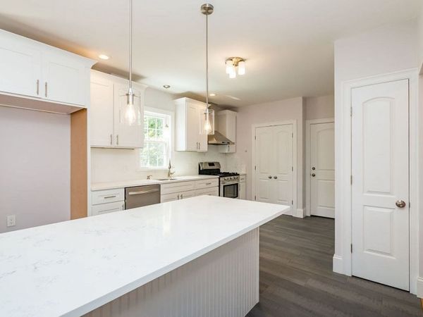 34 King Street, Unit 3, Boston, MA 02122