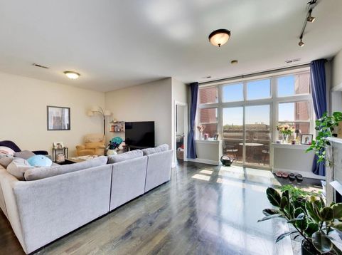 Main Photo