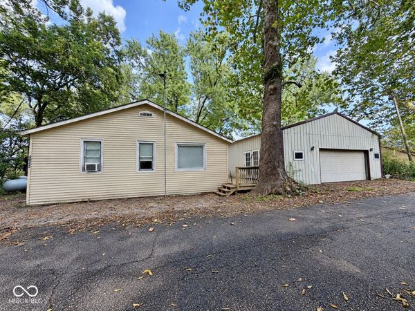 4942 W 1200 S, Covington, IN 47932