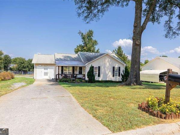 120 Fieldcrest Drive SE, Calhoun, GA 30701