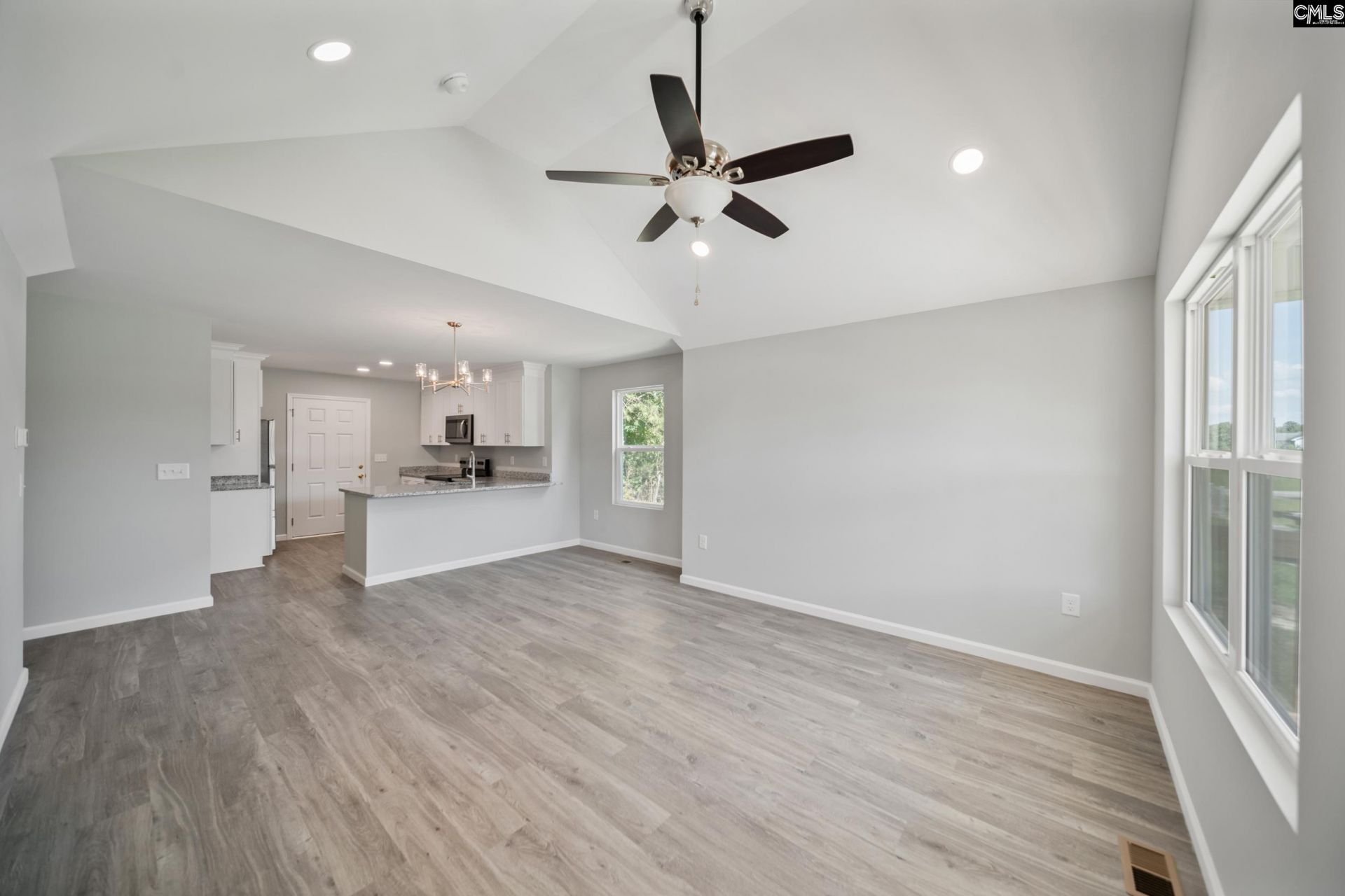 118 Sunny Acres Drive Photo 7