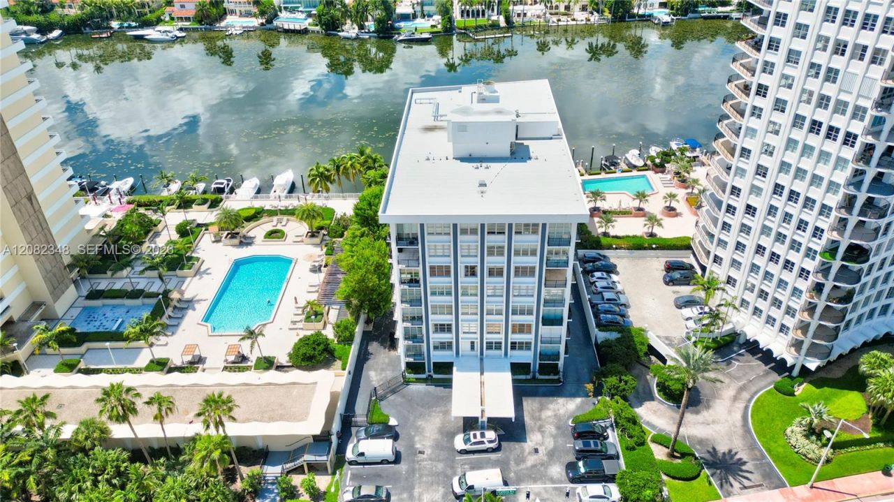 5640 Collins Ave, Unit 6B, Miami Beach, FL 33140 Photo