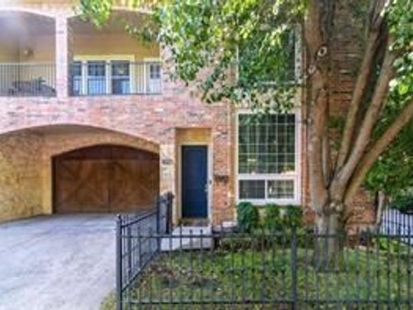 3550 Knight Street, Dallas, TX 75219