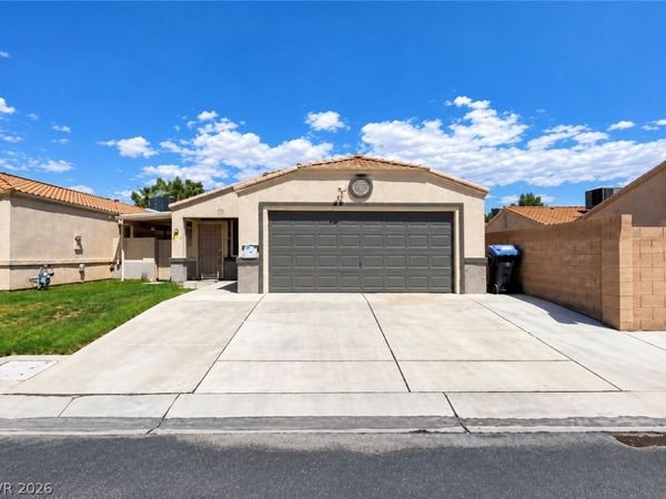 1910 Winter Hill Street , Las Vegas, NV 89106